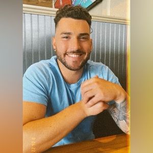 Meet your Posher, Justin